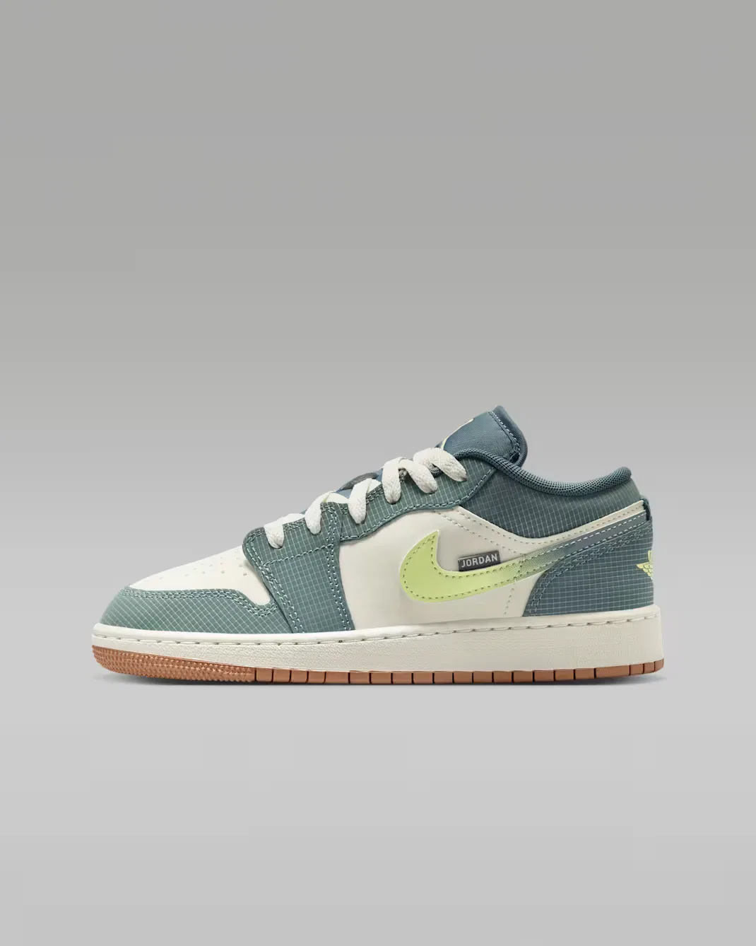 Обувь для детей постарше Air Jordan 1 Low SE, Sea Glass/Hasta/Gum Medium Brown/Light Lemon Twist