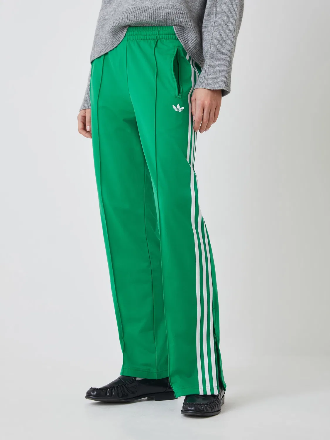 Спортивные брюки Firebird Classic, adidas Originals, зеленые