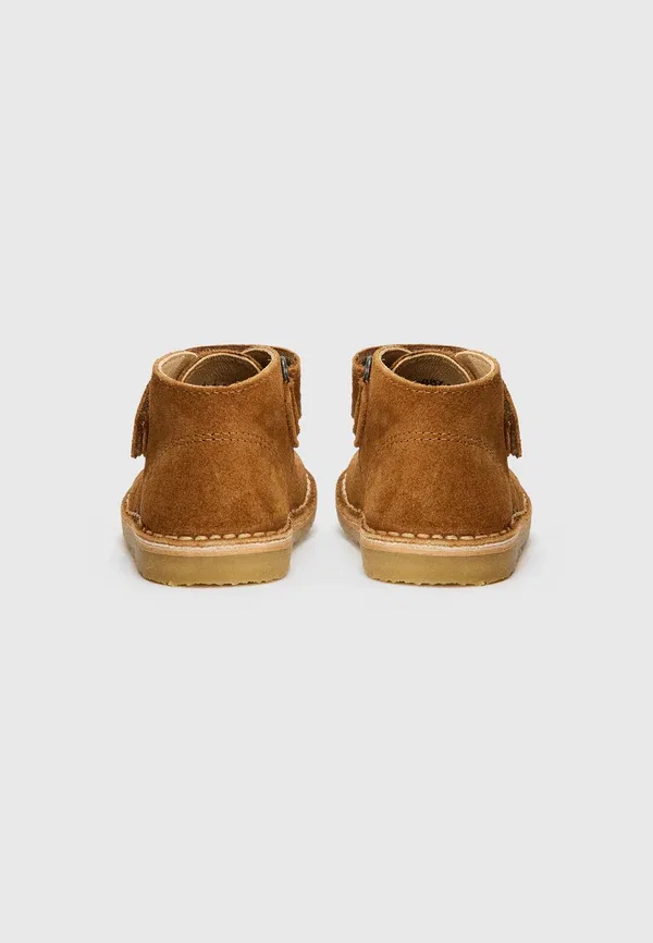 Ботинки кожаные Desert unisex ankle boots Petit Nord Copenhagen, Chestnut, каштановый — фото 3