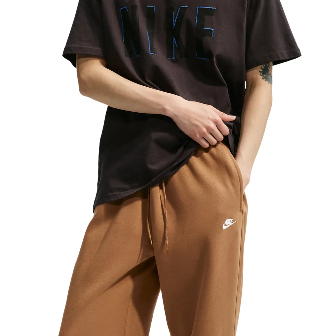 Мужские брюки Club Fleece Bungee Nike, цвет Ale Brown/Ale Brown/White — фото 3