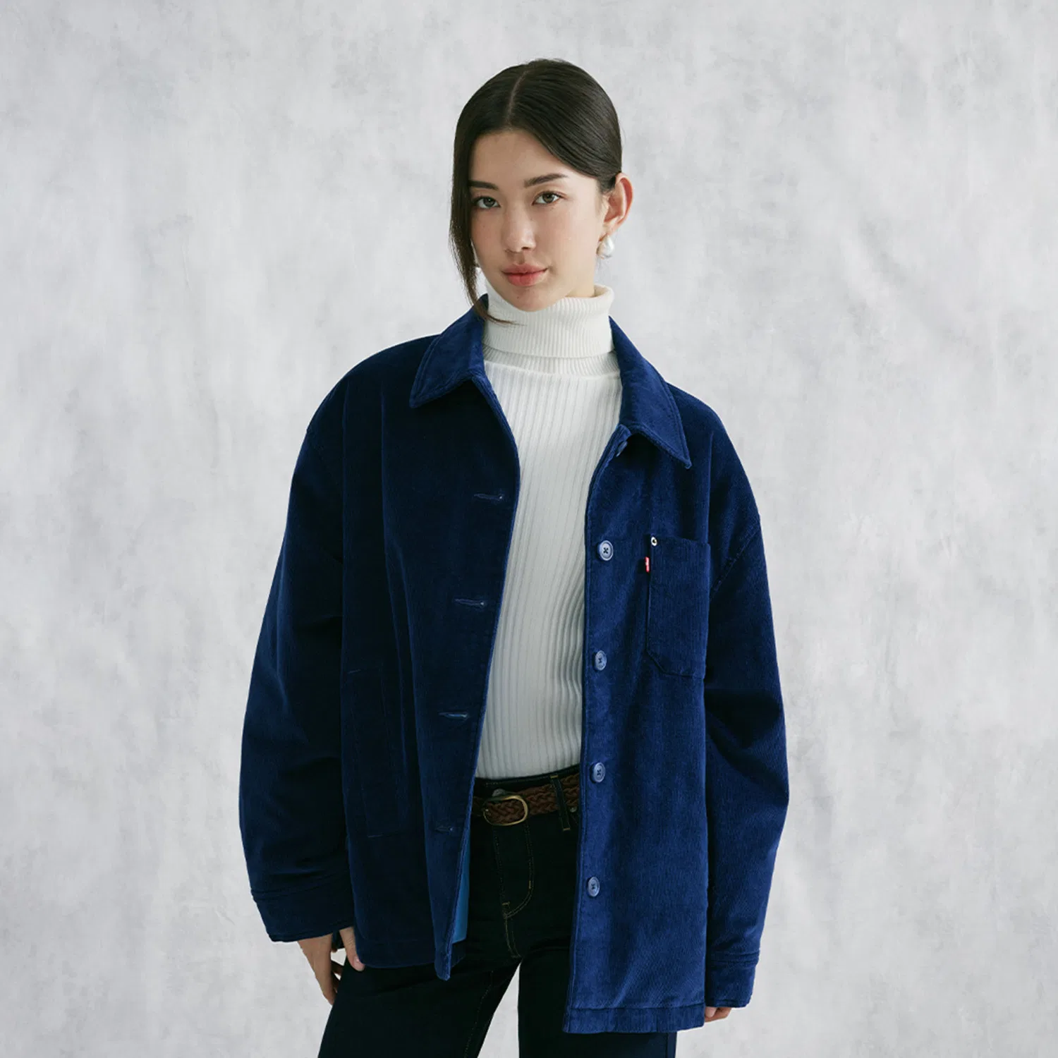 Женская куртка пуховик с отложным воротником Levi's, Blue — фото 4
