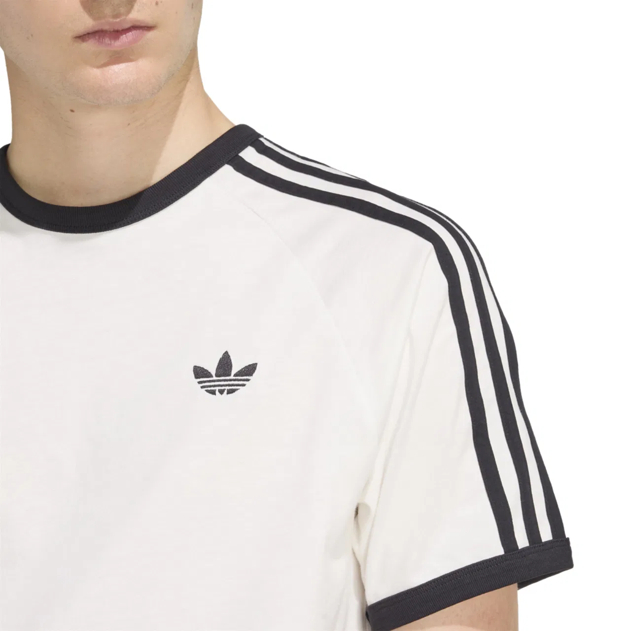 Футболка мужская 3-Stripes Adidas, белый/черный — фото 3