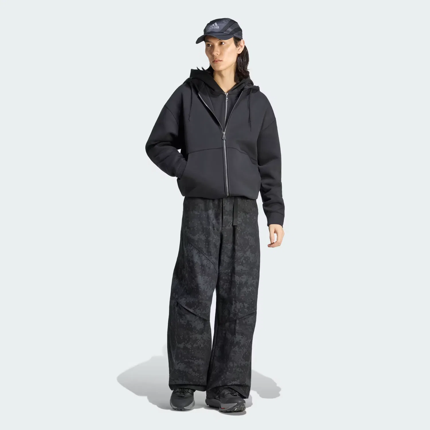 Мужские брюки свободного кроя Equipment Camo Canvas Pant Adidas Originals, черный — фото 3