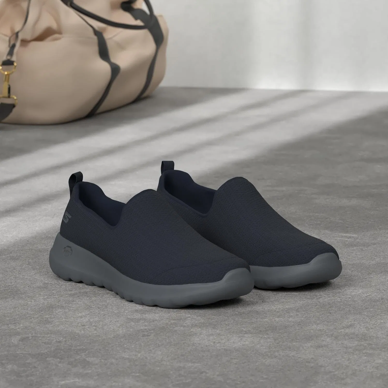 Мужские кроссовки Skechers Go Walk Max-Athletic Air Mesh Slip On для ходьбы, Navy Grey — фото 2