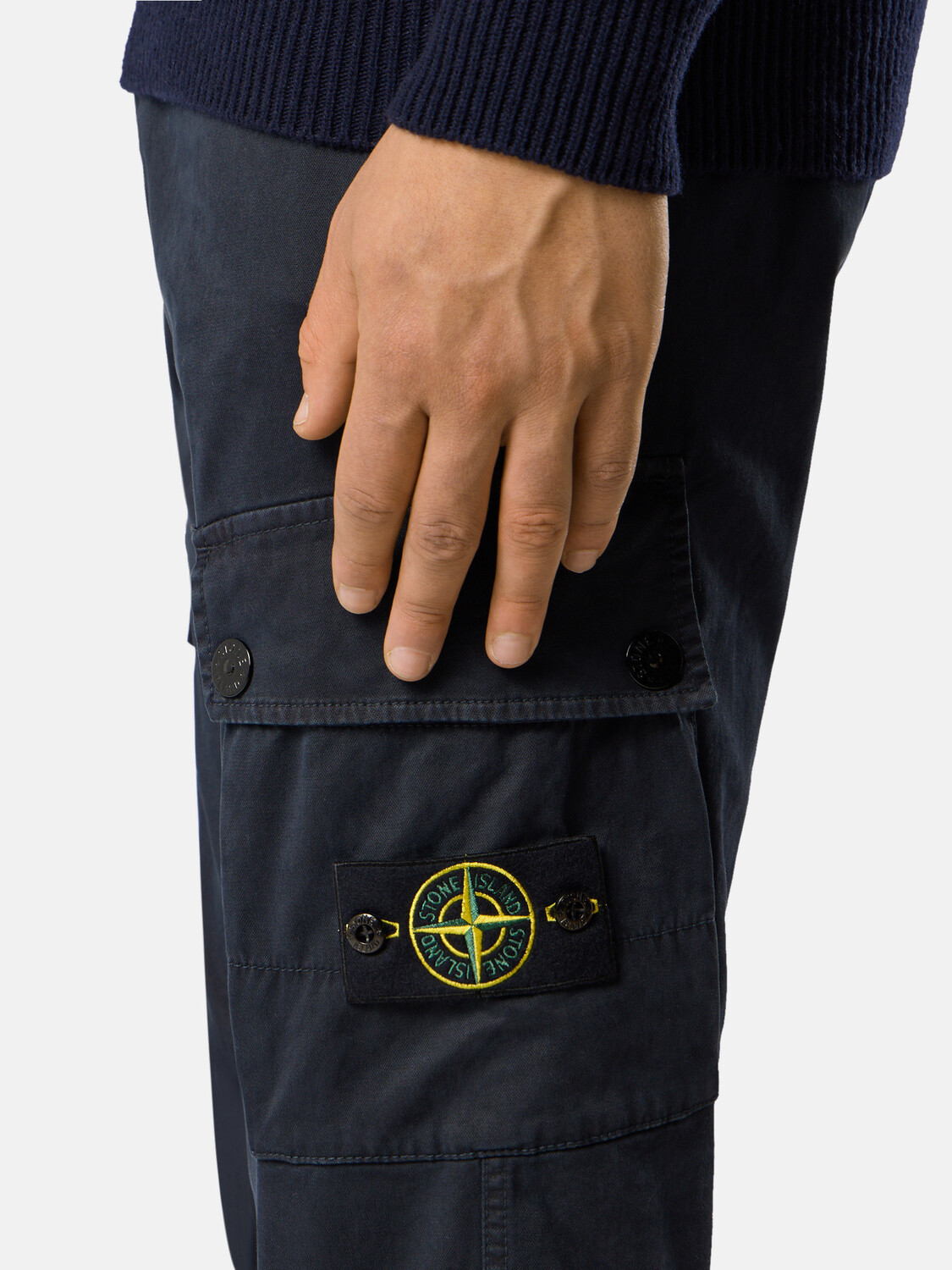 Узкие брюки-карго с карманами на молнии Stone Island 3100034 STRETCH ORGANIC BROKEN TWILL COTTON 'OLD' EFFECT, синий — фото 3