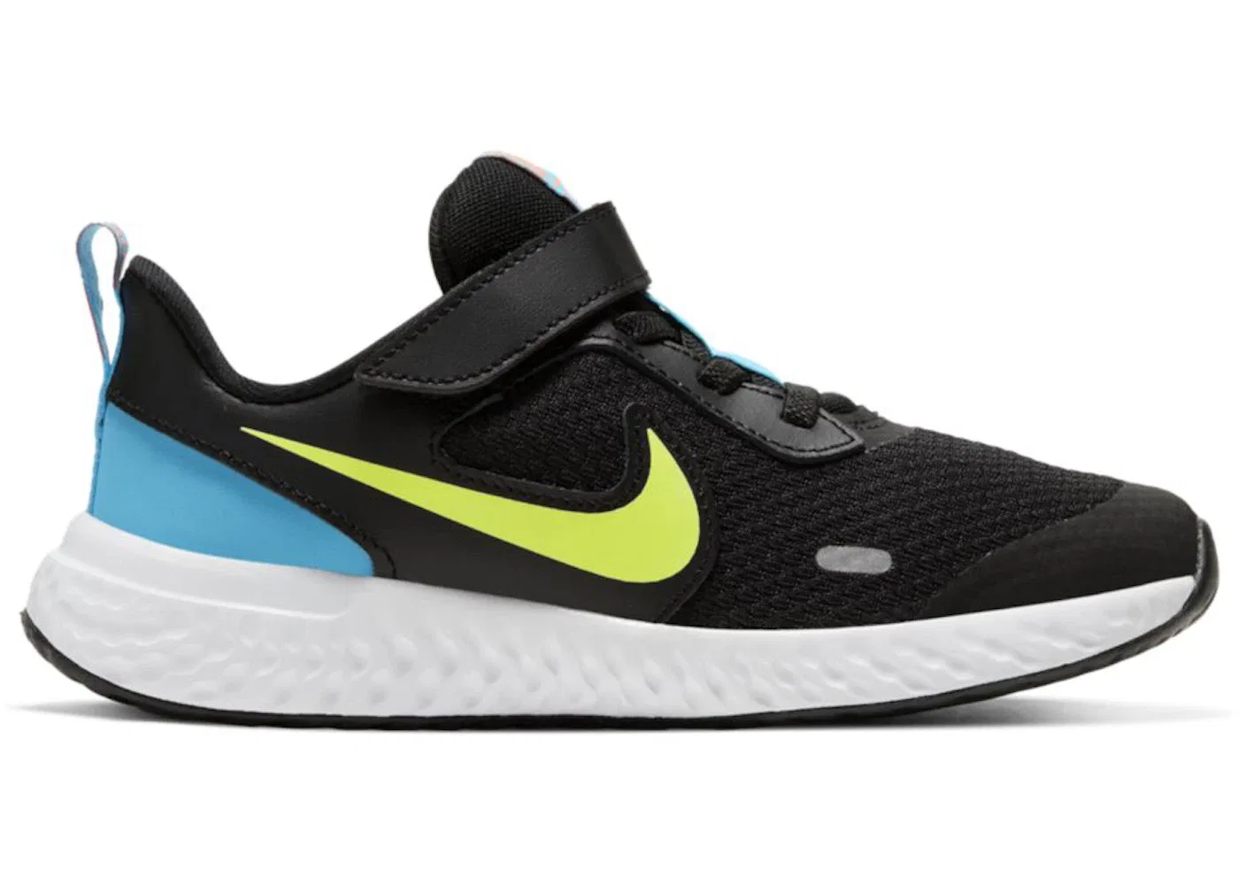 Детские кроссовки Lifestyle Nike Revolution 5, Black/Laser Blue/Hyper Crimson/Lemon Venom
