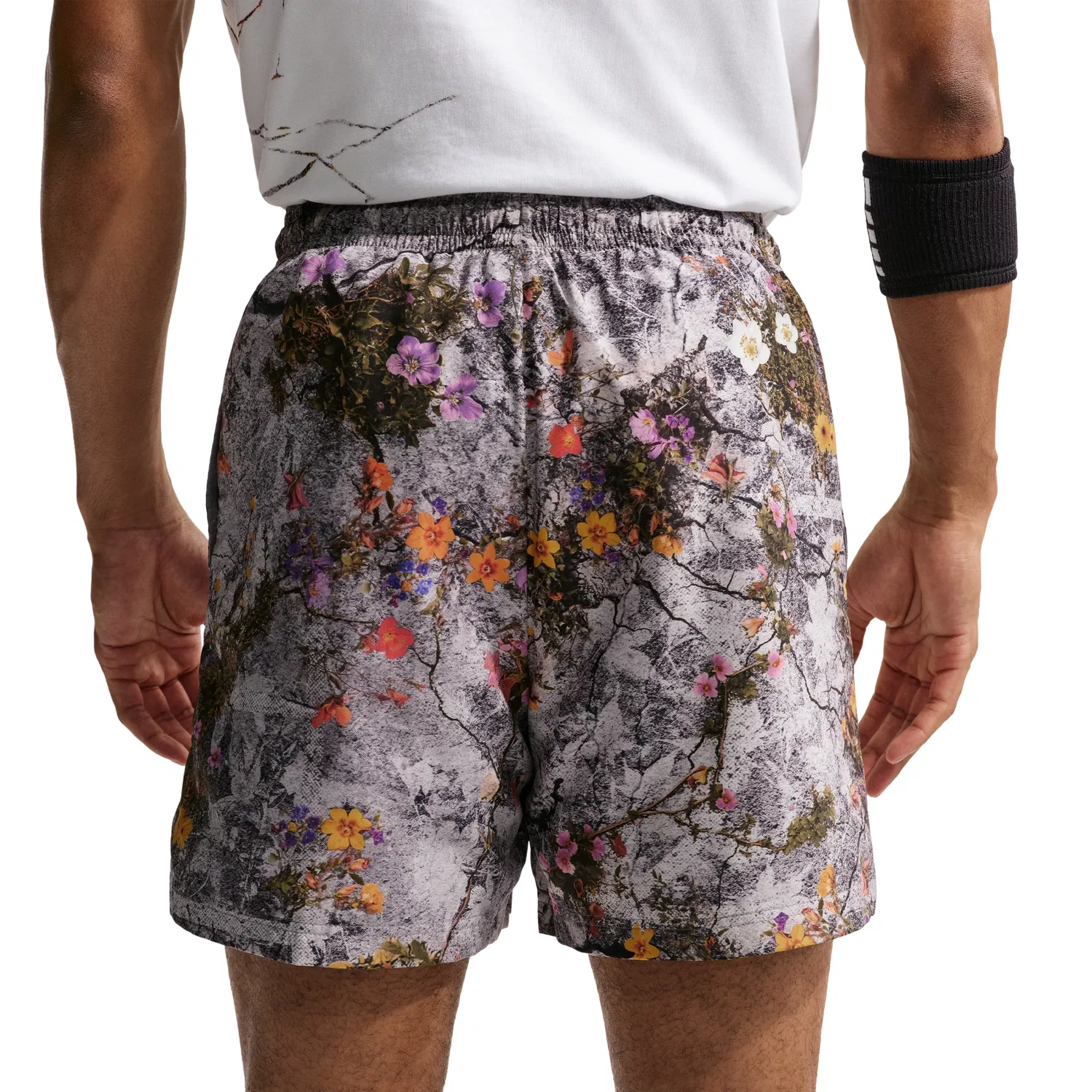 Мужские шорты Nike Dri-FIT SI Practice Mesh AOP 5" Shorts Cement Grey Pale Ivory, серый — фото 2