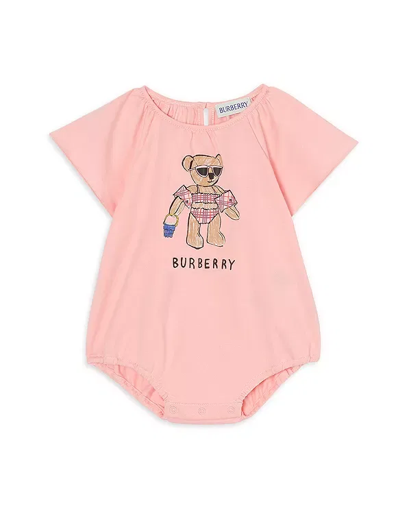 Детский боди-комбинезон с принтом Dori Beach Bear Burberry, Peony Pink — фото 3