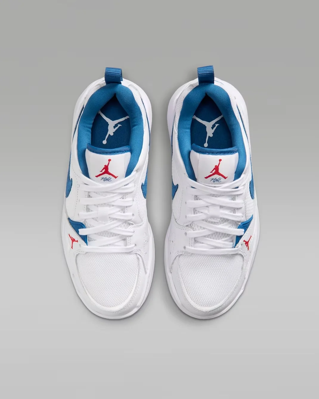 Кроссовки подростковые Nike Jordan CMFT Era, белый/синий — фото 3