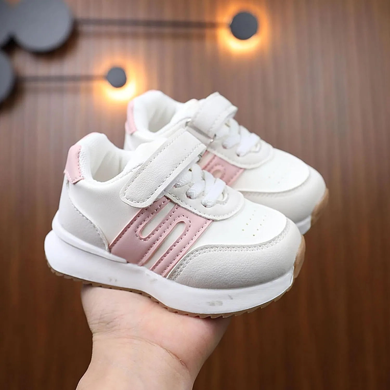 Детские кроссовки для мальчиков с нескользящей подошвой IWIHMIV, Pink — фото 2