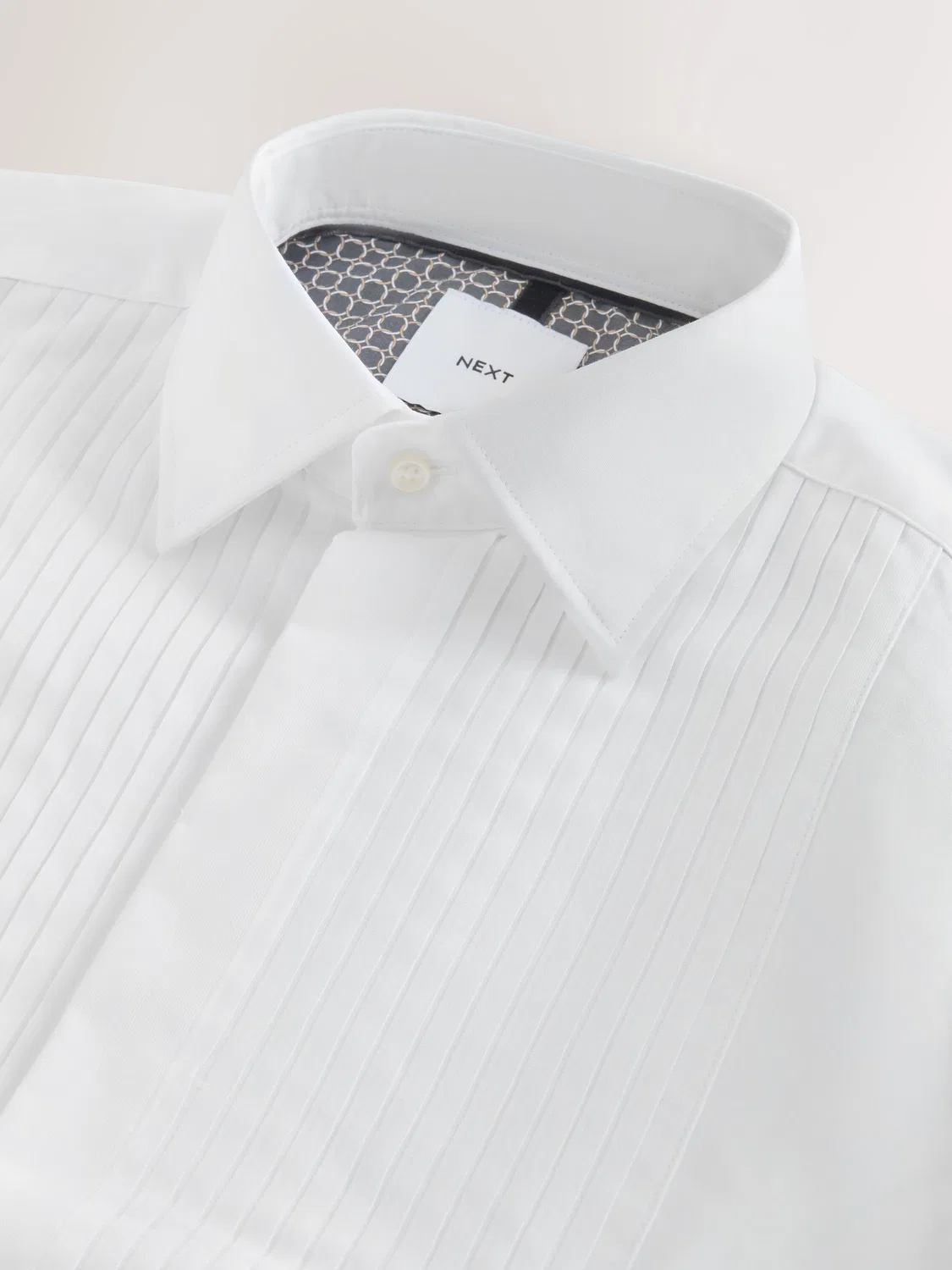 Рубашка классическая Slim Fit, модель Occasion Pleated Bib Double Cuff Next, белый — фото 2