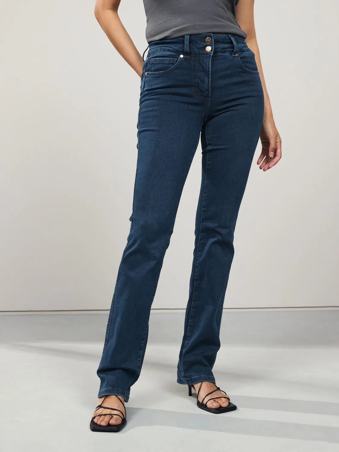 Джинсы Bootcut Lift Slim and Shape Next, Indigo Blue — фото 2
