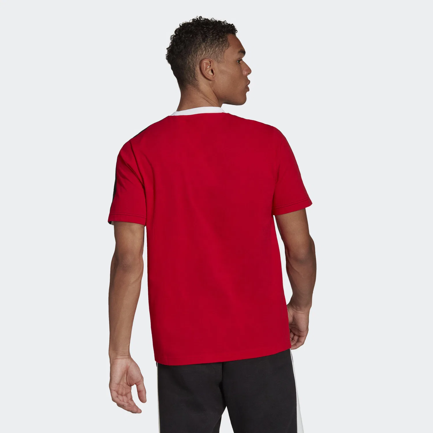 Мужская футболка с цветовой блокировкой Essentials Colorblock Single Jersey, Adidas, Weiss / Scharlachrot — фото 4