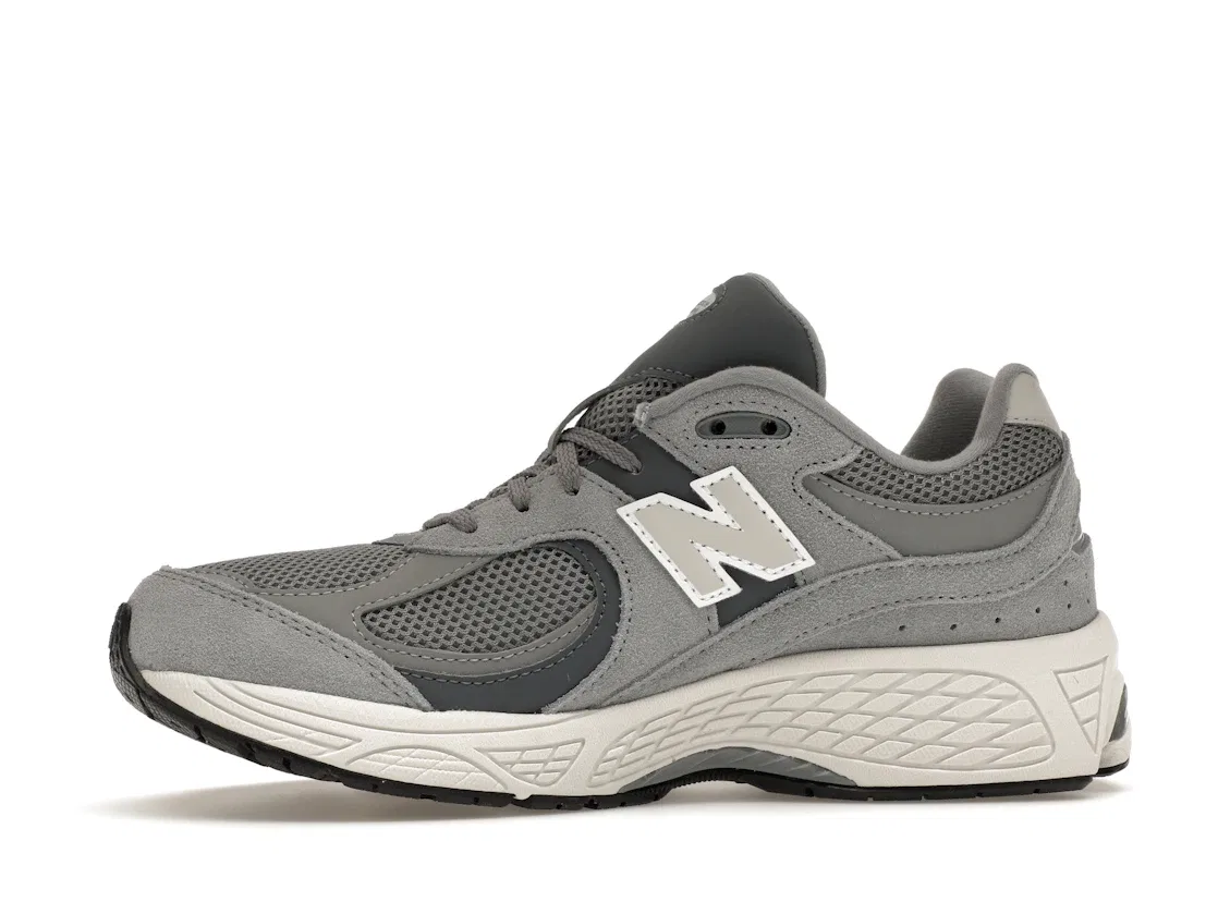 Детские кроссовки Lifestyle New Balance 2002R, Steel/Lead — фото 3