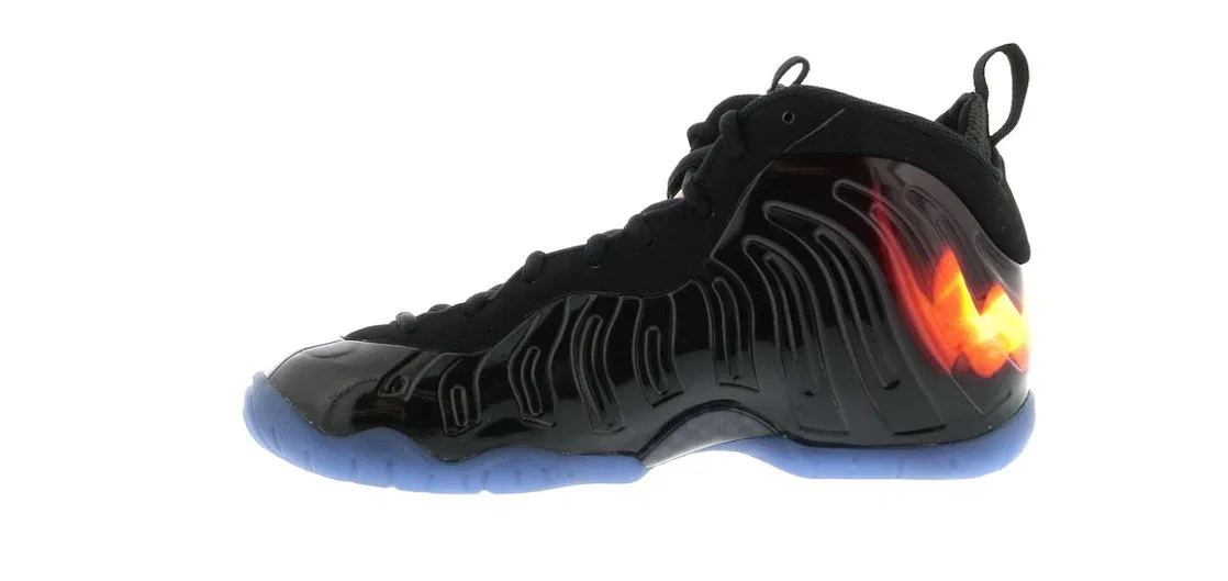 Детские кроссовки Lifestyle без шнурков Nike Air Foamposite One, Black/Orange Blaze-White — фото 3