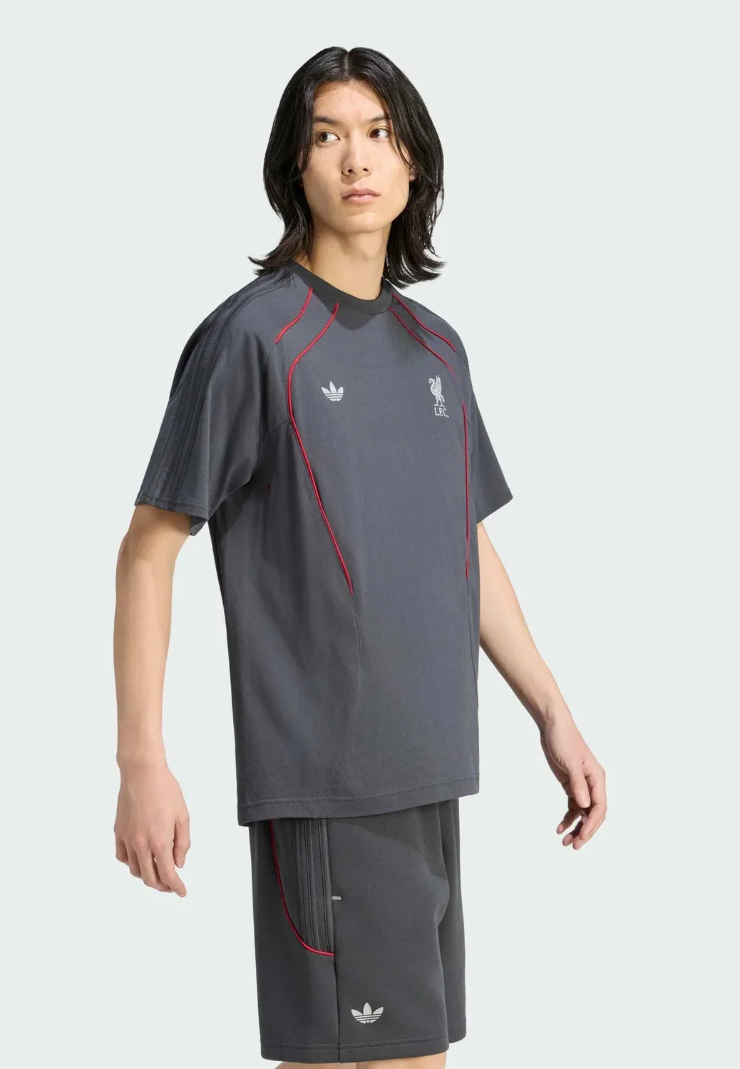 Футболка LFC с коротким рукавом - футболка с принтом Adidas Originals, Carbon