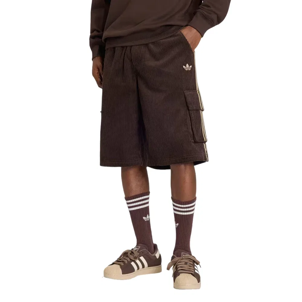 Мужские шорты карго с принтом Adidas Adicolor Cargo Shorts Asia Sizing Aurora Coffee, коричневый — фото 2