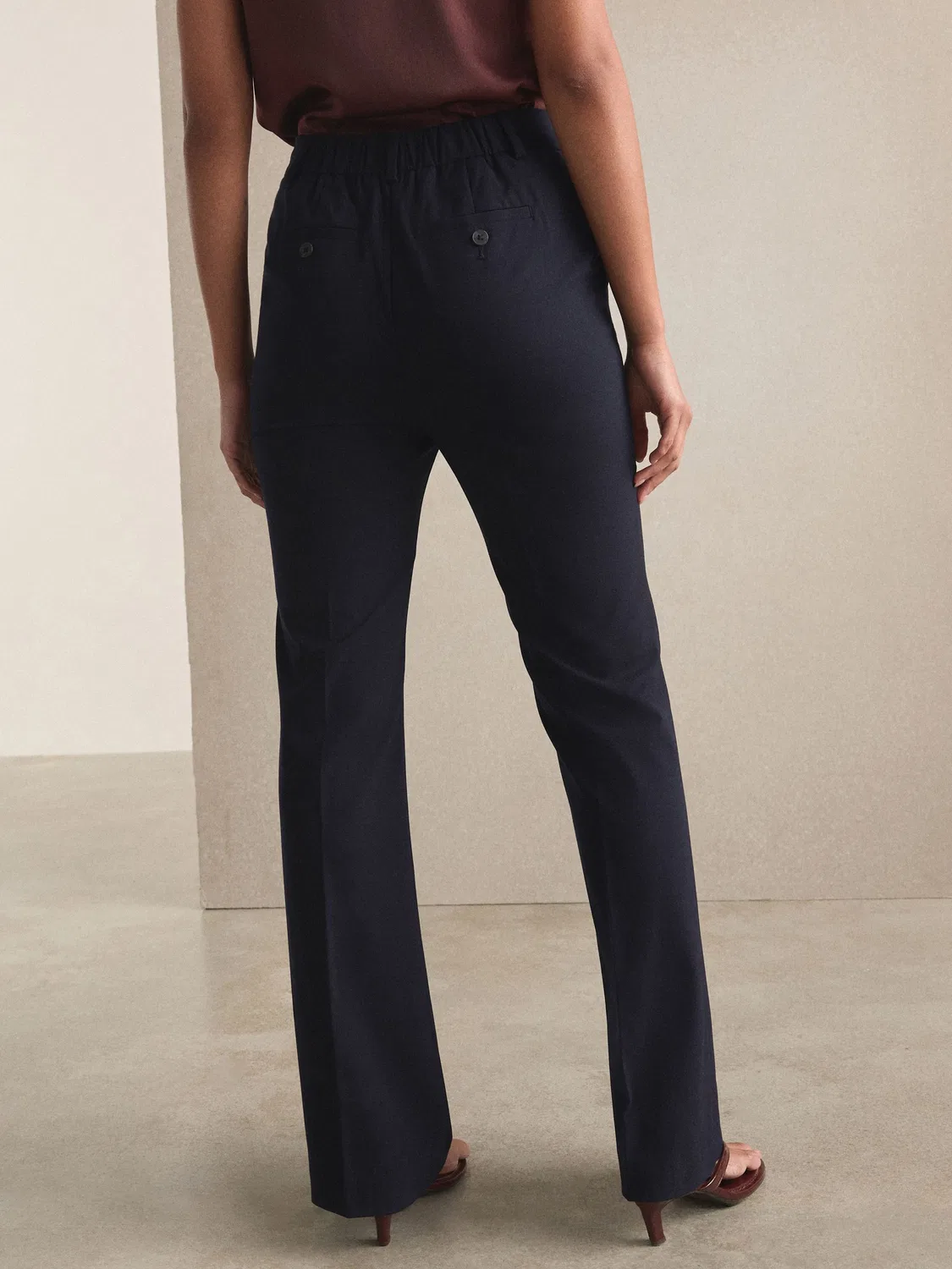 Брюки зауженные клеш, модель Tailored Bootcut Next, темно-синий — фото 4