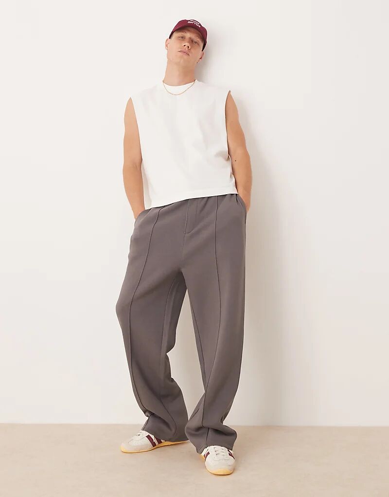 

Широкие спортивные брюки ASOS DESIGN с защипами из вулканического стекла