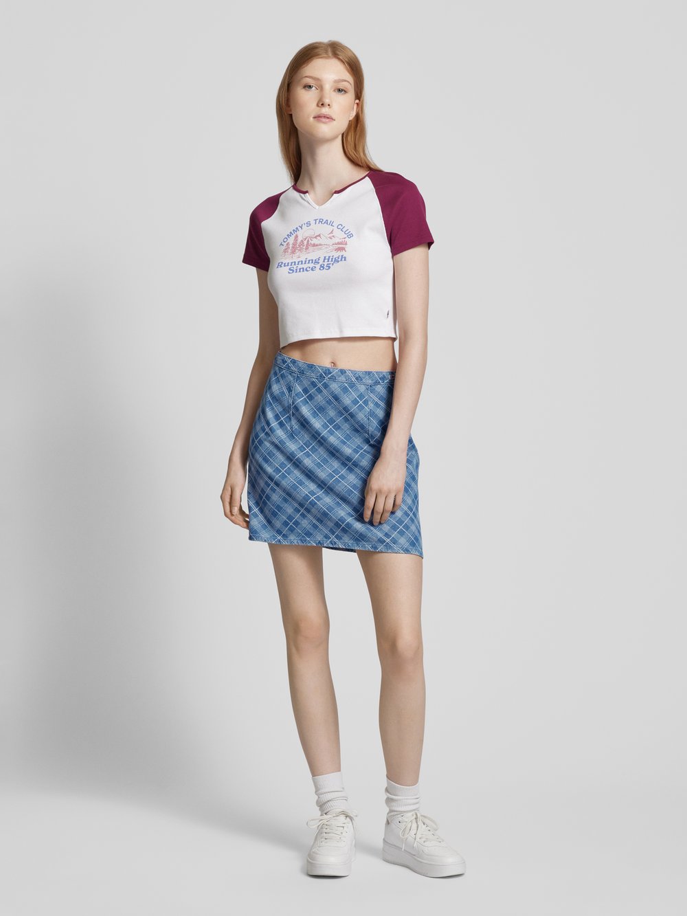 

Мини-юбка с декоративными швами модель 'CHAMBRAY' Tommy Jeans, синий