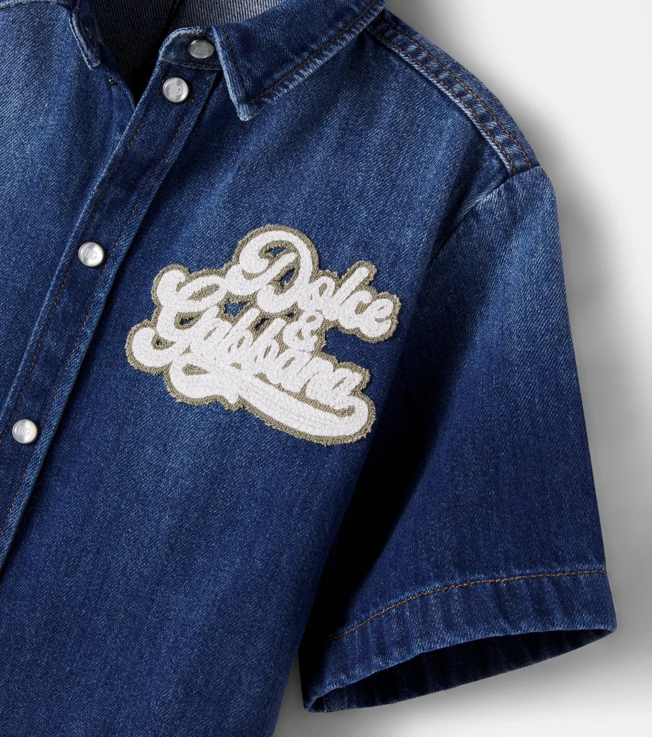 Джинсовая рубашка с аппликацией логотипа Dolce&Gabbana Kids, синий — фото 4