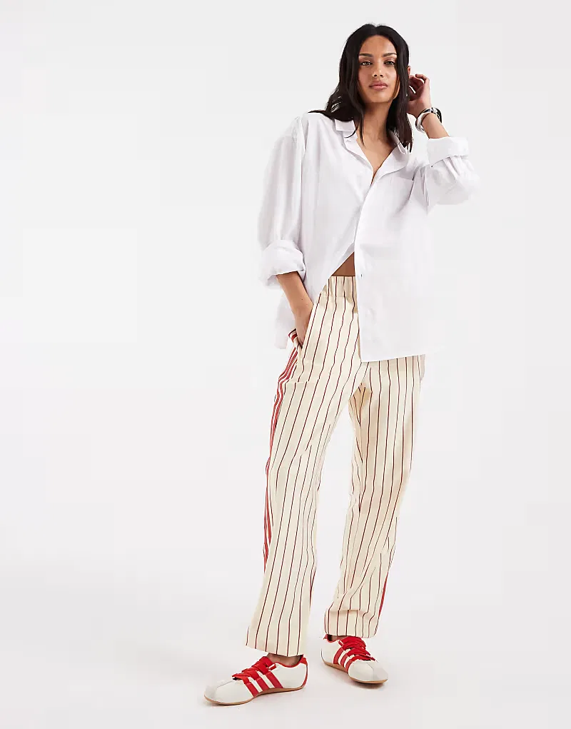 Спортивные брюки Adidas Originals Pinstripe Firebird в теплых ванильных тонах/Team Victory