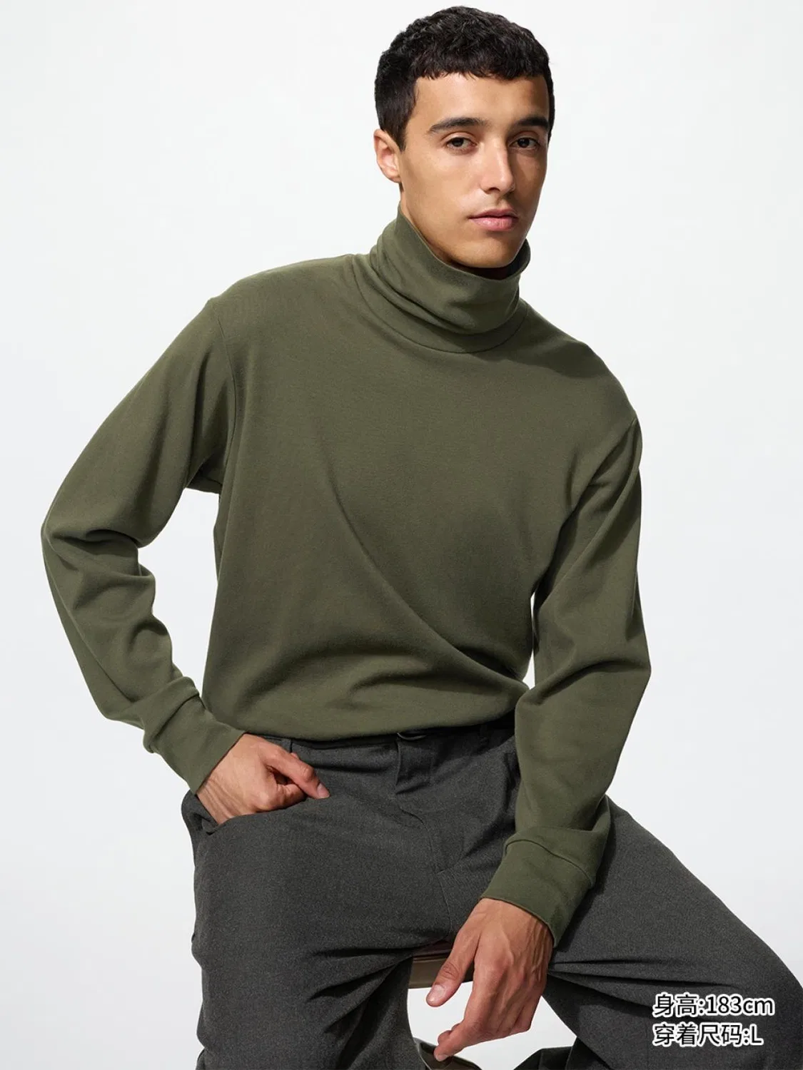 Футболка с длинным рукавом и мягким воротником Uniqlo, темно-оливковый