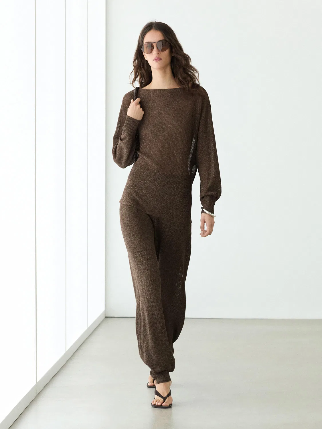 В целом, образ: брюки-шаровары Massimo Dutti, коричневый
