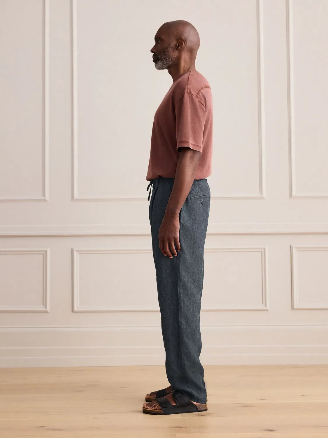 Брюки чинос из льна с защипами, Regular Tapered Fit, Signature Next, угольно-серый — фото 4