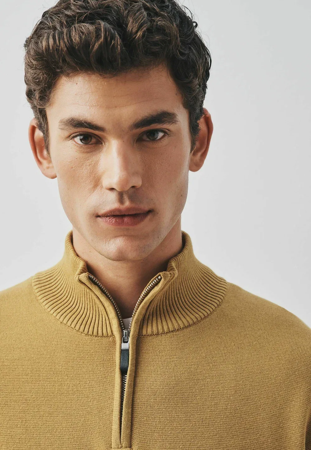 Свитер стандартного кроя с молнией на четверть длины Next, Ochre Yellow — фото 4