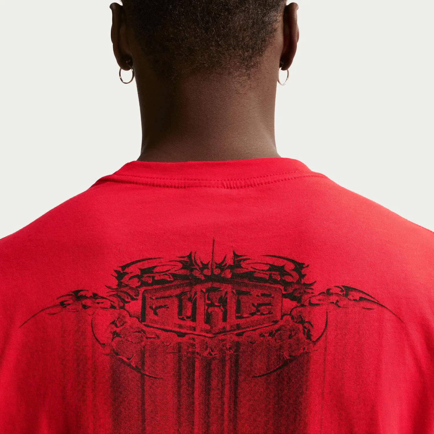 Женская футболка с длинным рукавом и принтом Chrome T-Shirt Nike, University Red/Black — фото 4