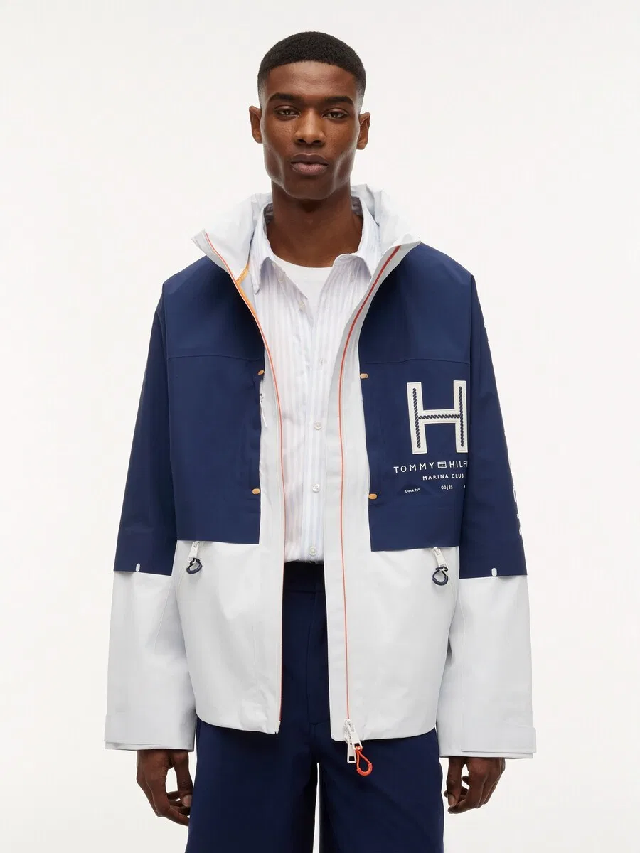 Куртка TOMMY HILFIGER Between-Season Jacket 'Waterproof Colour-blocked Regatta' в цвете Marine Blue — фото 2