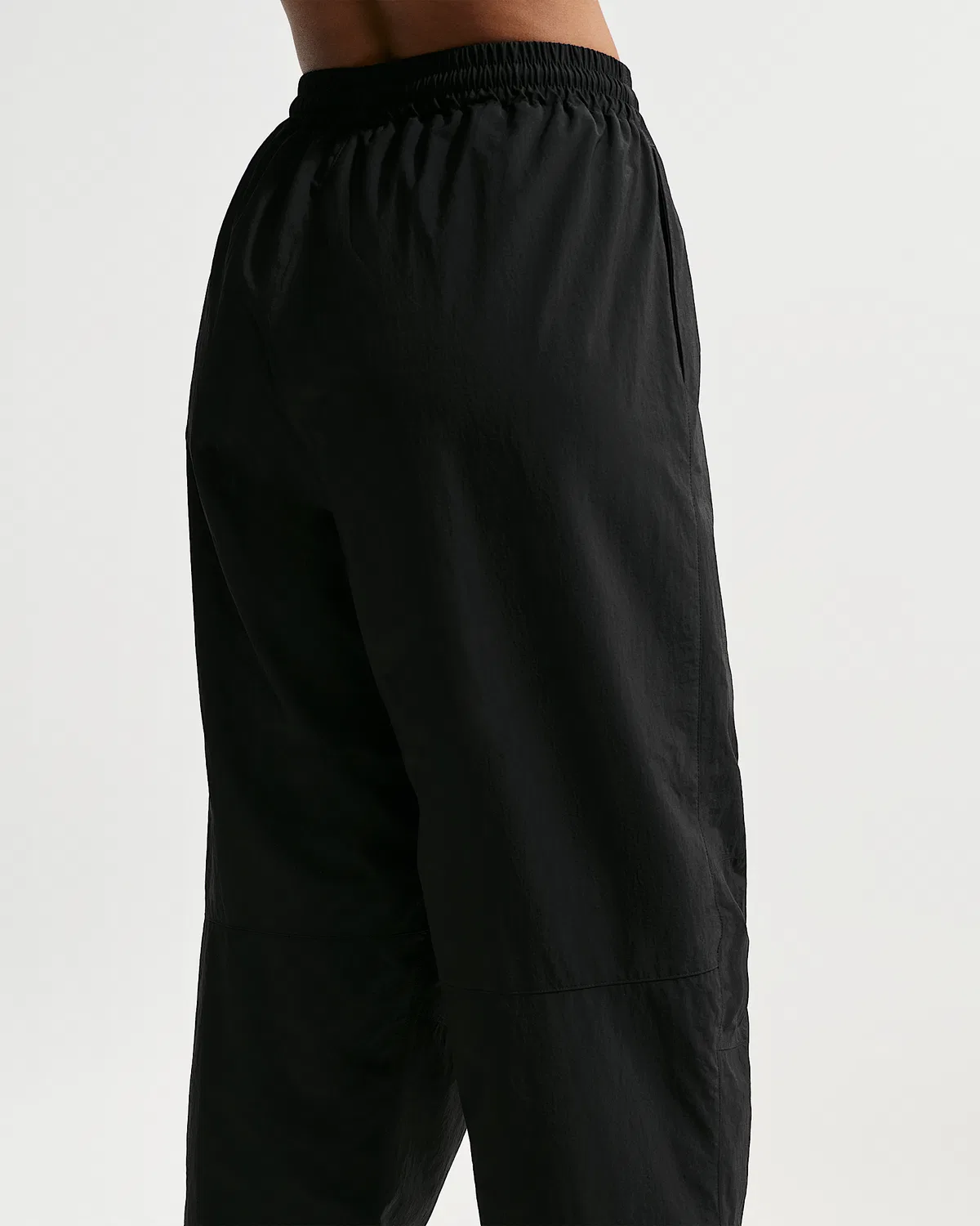 Женские свободные брюки с завышенной талией Nike Sportswear, Black/Sail — фото 3
