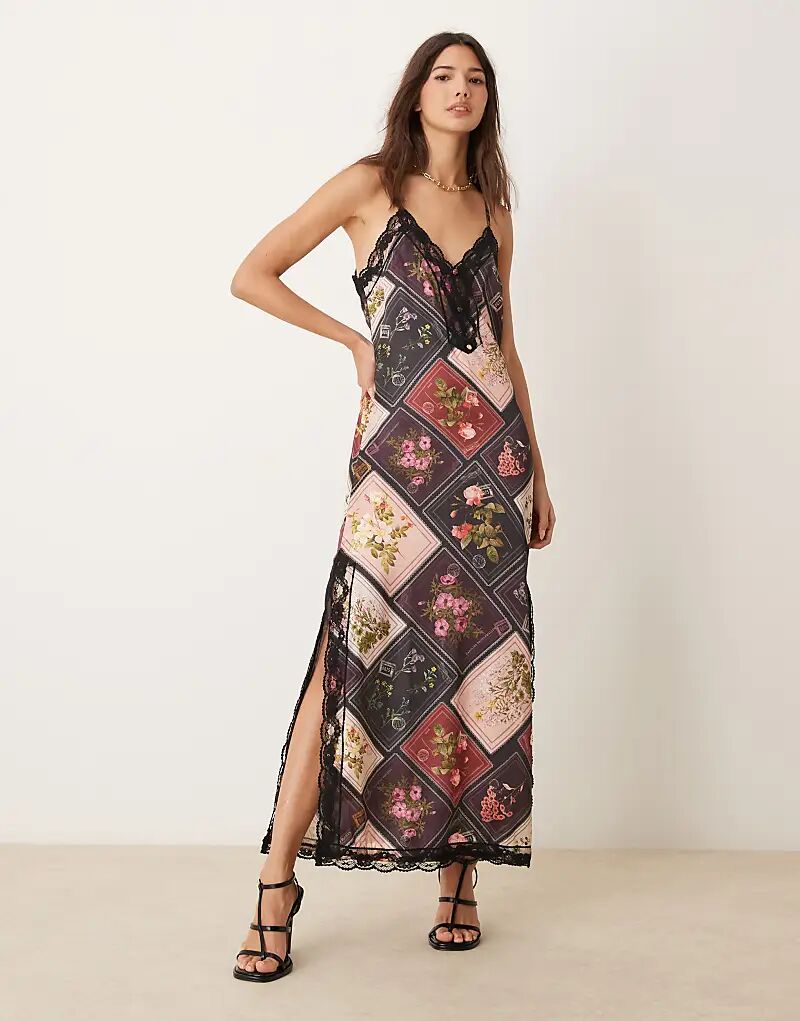 

Платье-макси Miss Selfridge с принтом в стиле пэчворк и кружевными вставками
