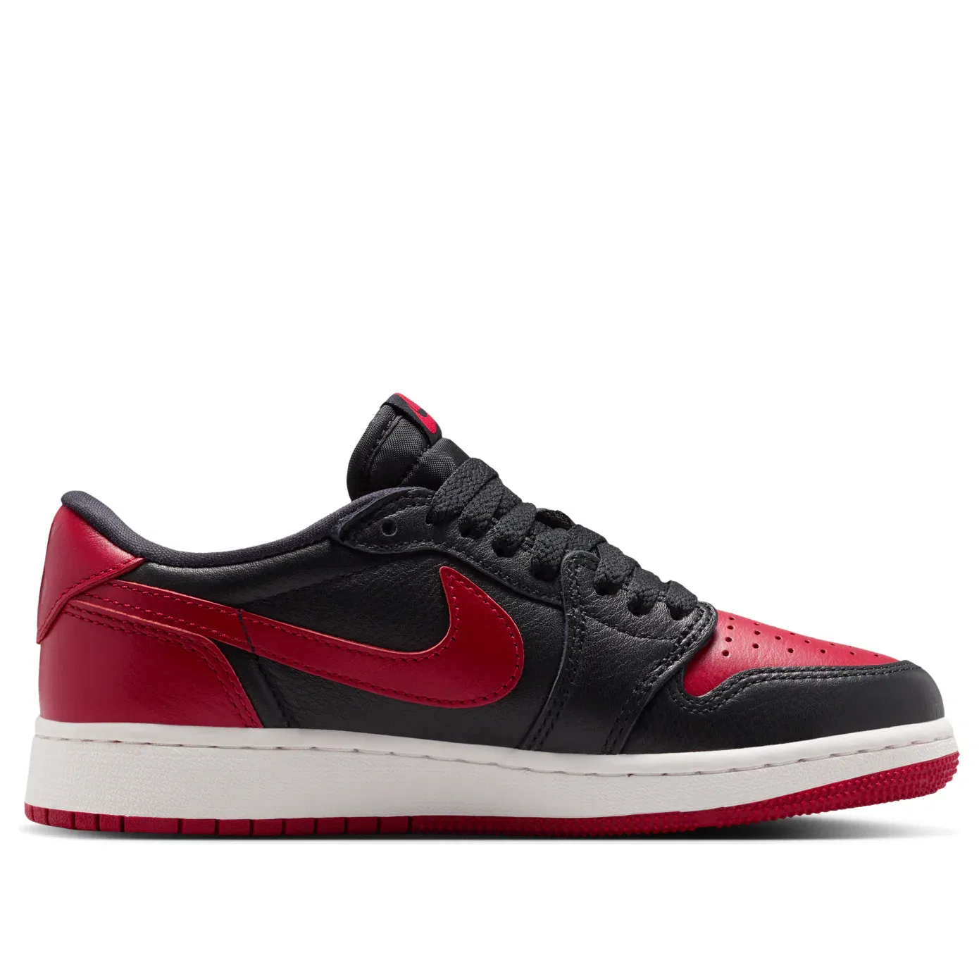 Кроссовки Air Jordan 1 Retro Low OG 'Banned' IW6277-001, красный — фото 2