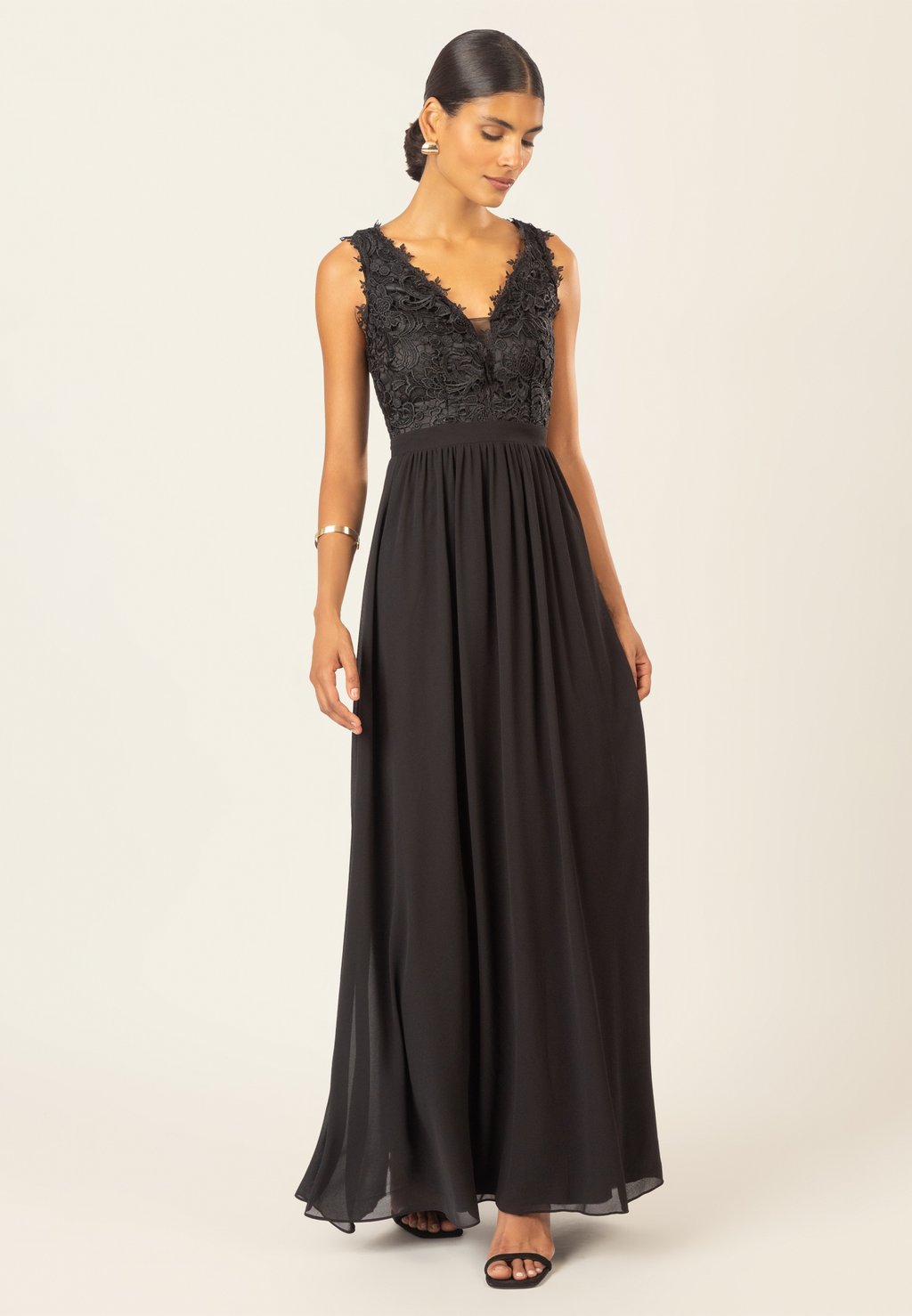 

Одежда для особых случаев Apart, черный