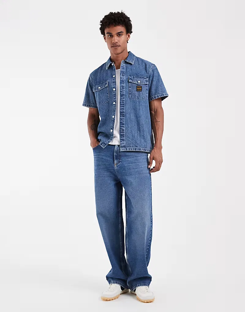 Джинсовая рубашка Levi's Workwear с карманом, средне-синий — фото 3