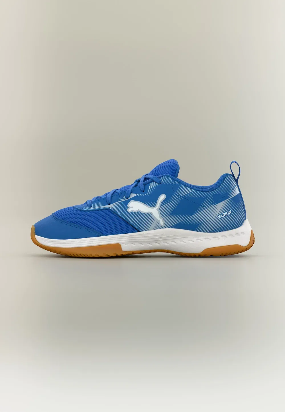 Кроссовки Varion 3 jr унисекс - теннисные кроссовки для разных типов кортов Puma, Team Royal/White