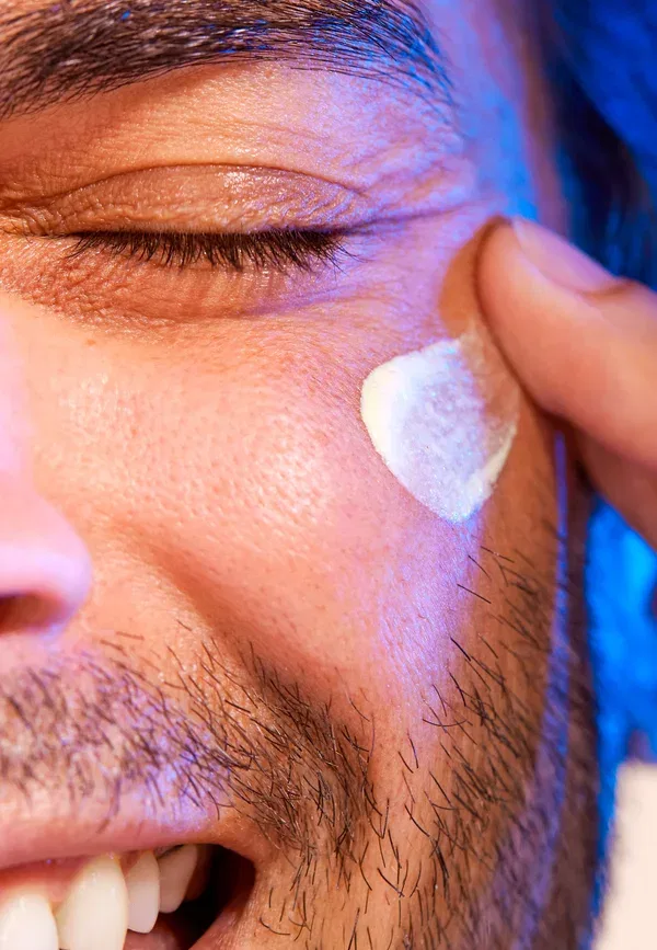 Sonnenpflege sonnencreme spf 50 mit duftstoffen - защита от солнца 50 мл Avene, белый — фото 3