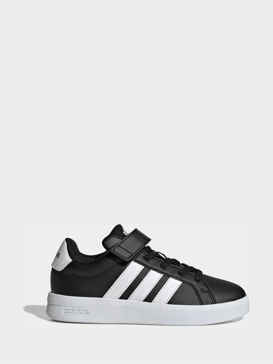 Кроссовки детские Grand Court 3.0 adidas, черно-белые