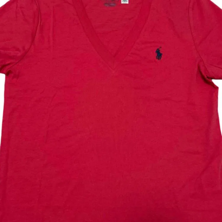 Женская футболка с V-образным вырезом Polo Ralph Lauren, Red — фото 4