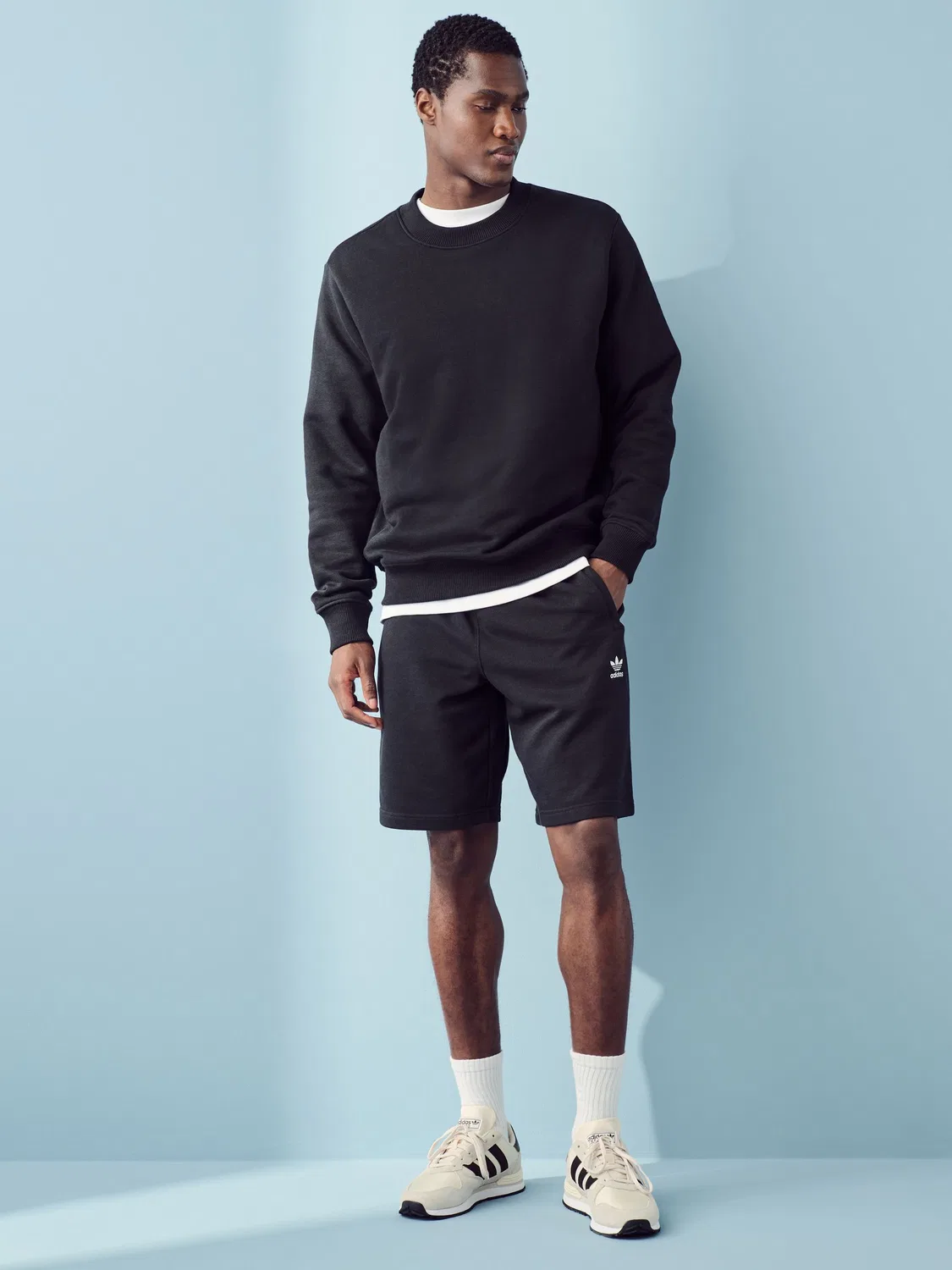 Шорты классические Essentials Trefoil, adidas Originals, черный — фото 2