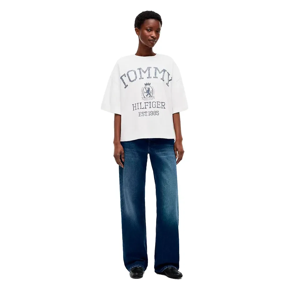 Женская футболка оверсайз с нагрудной эмблемой Tommy hilfiger, White — фото 4