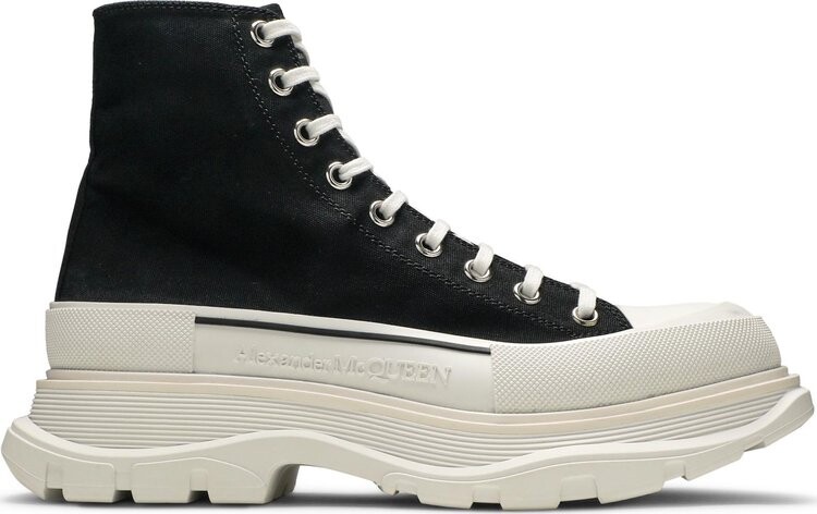 

Кроссовки Alexander McQueen Tread Slick Boots Black White, черный