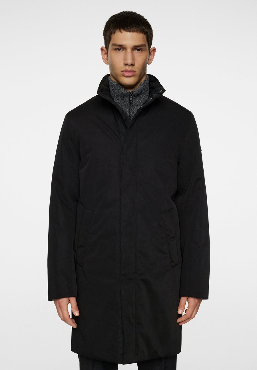 

Пальто J.LINDEBERG HASSAN PADDED, Black