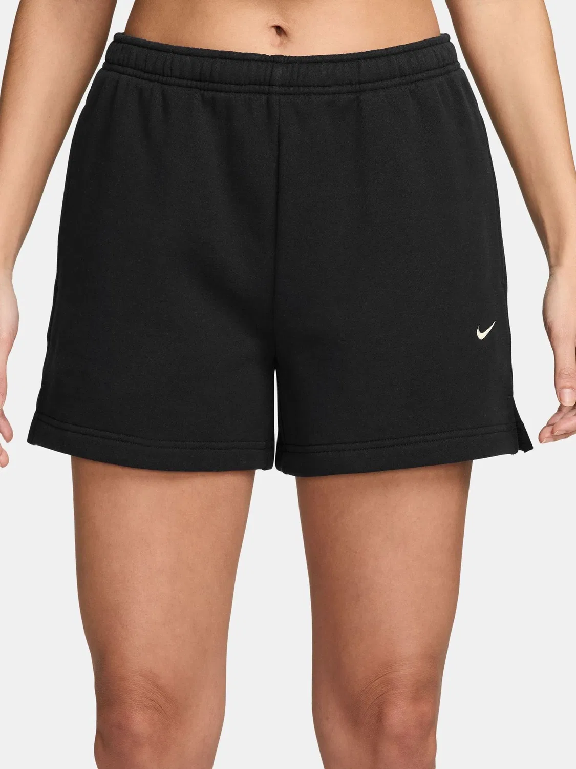Черные флисовые шорты со средней посадкой Nike Studio