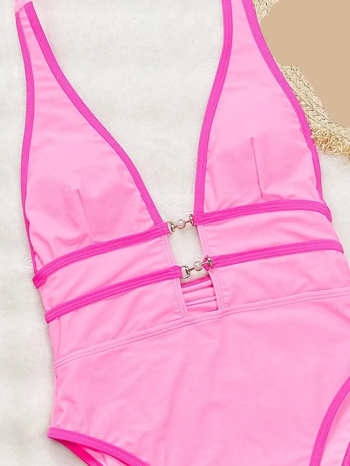 Женский слитный купальник с вырезом на спине Colorblock, Pink — фото 3