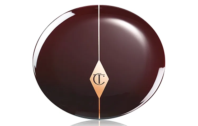 Женские румяна с контурингом First Love, Charlotte Tilbury, 8 г — фото 2