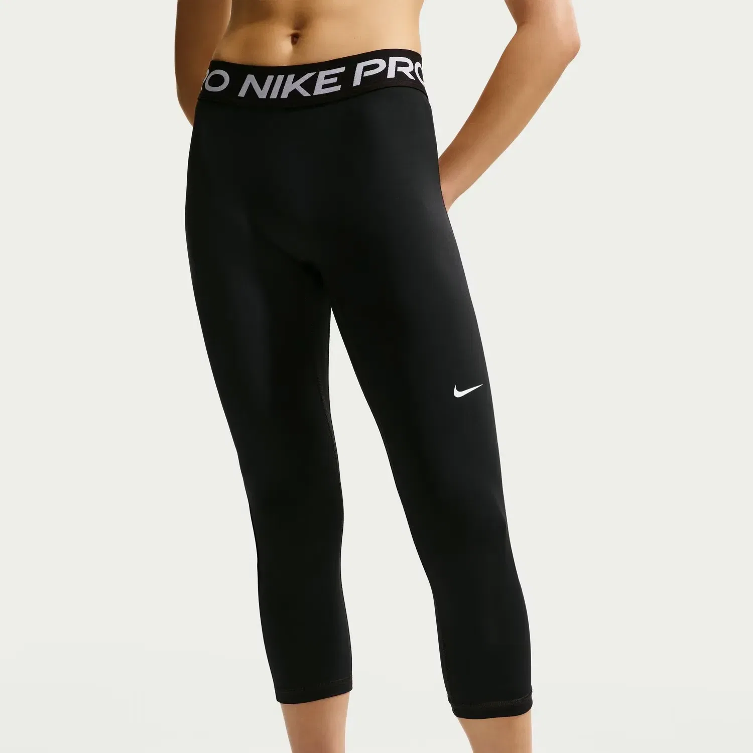 Женские леггинсы с высокой талией Nike Pro DF 365 Mr Crop Nike, Negro — фото 3
