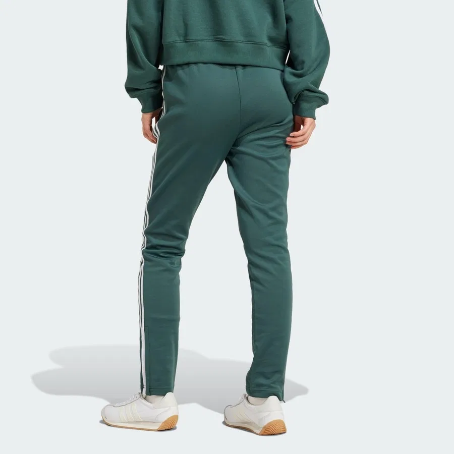 Спортивные штаны с зауженным кроем и тремя полосами adidas Originals Adicolor SST, Зеленый — фото 2